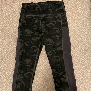 Fabletics Mila Powerhold Capri